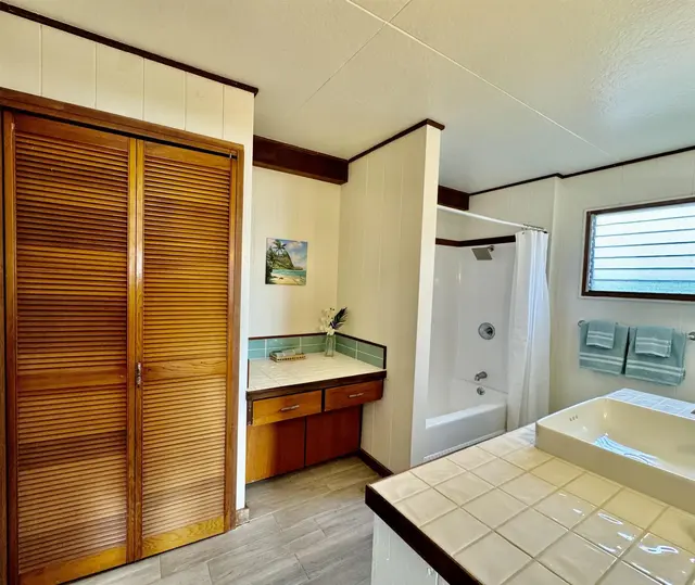 Listing Image for 2730 Kamehameha V Hwy 16 of 40