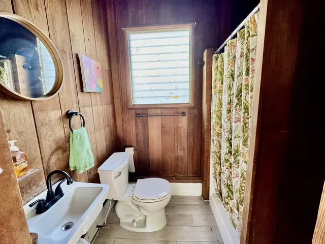 Listing Image for 2730 Kamehameha V Hwy 23 of 40