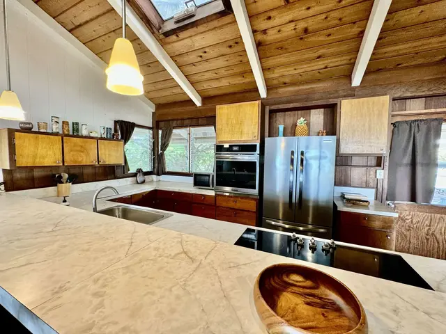 Listing Image for 2730 Kamehameha V Hwy 5 of 40
