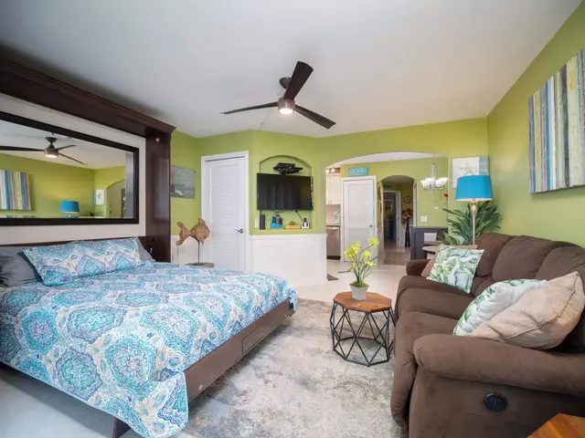 Listing Image for 2191 S Kihei Rd 2320 3 of 50