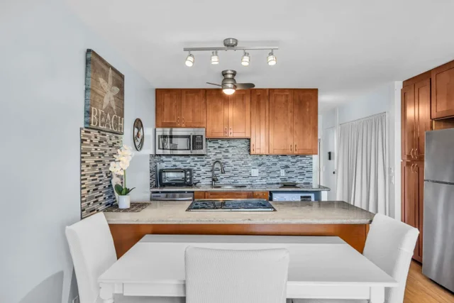 Listing Image for 2191 S Kihei Rd 2216 13 of 25