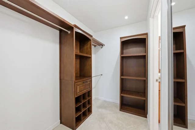 Listing Image for 140 Uwapo Rd 39-101 15 of 35