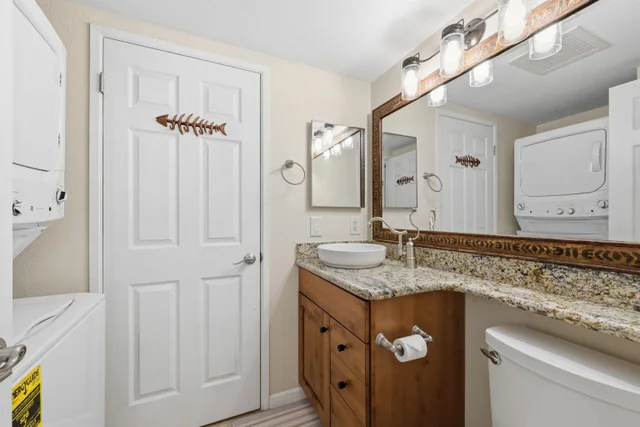 Listing Image for 140 Uwapo Rd 39-101 17 of 35