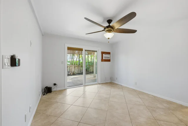 Listing Image for 140 Uwapo Rd 39-101 5 of 35