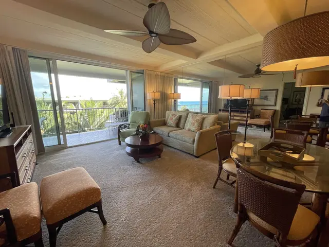 Listing Image for 2481 Kaanapali Pkwy 610/612 G 11 of 39