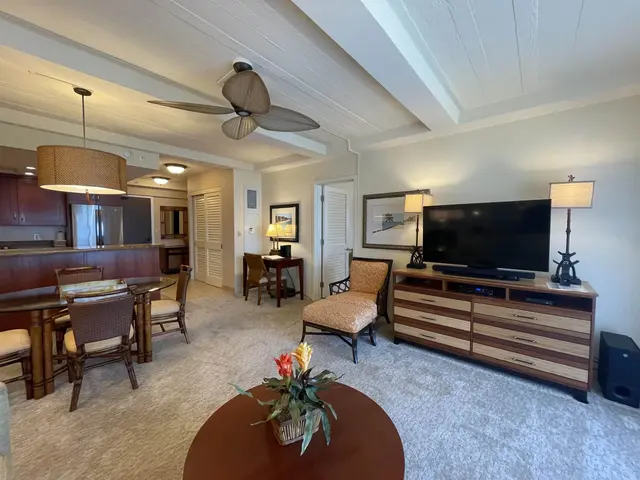 Listing Image for 2481 Kaanapali Pkwy 610/612 G 20 of 39