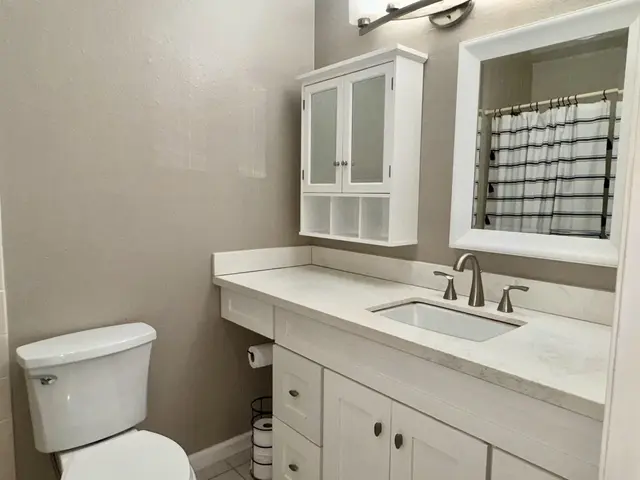 Listing Image for 1808 Malama St 27 of 44