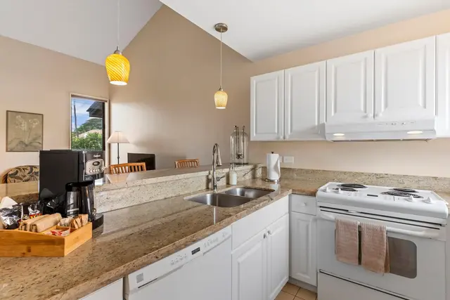 Listing Image for 3300 Wailea Alanui Dr 15e 10 of 34