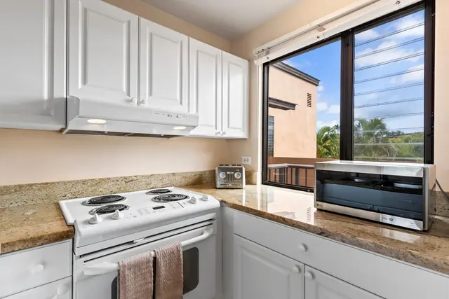 Listing Image for 3300 Wailea Alanui Dr 15e 14 of 34