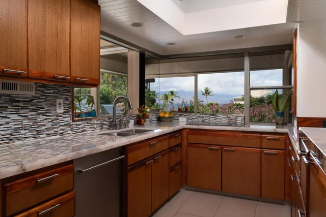 Listing Image for 4000 Wailea Alanui Dr 2003 30 of 43