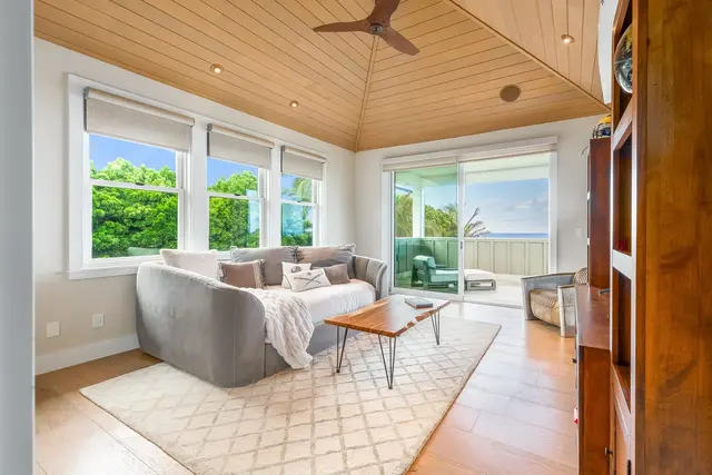 Listing Image for 40 Hale Pili Way 23 of 32