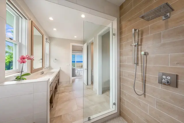 Listing Image for 40 Hale Pili Way 24 of 32