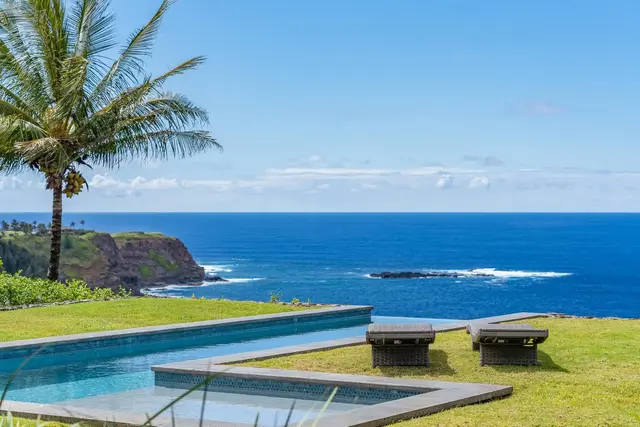 Listing Image for 40 Hale Pili Way 25 of 32
