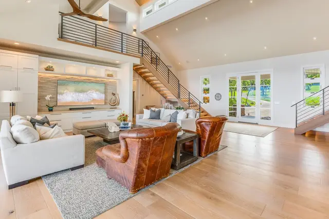Listing Image for 40 Hale Pili Way 6 of 32