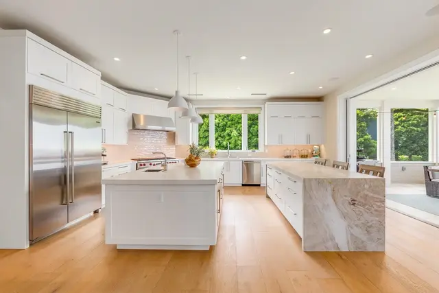 Listing Image for 40 Hale Pili Way 8 of 32