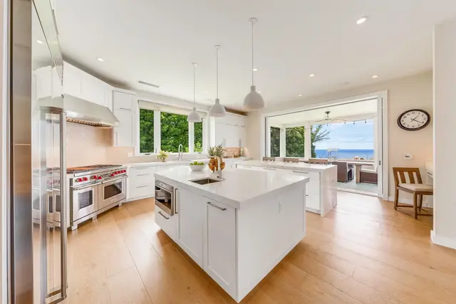 Listing Image for 40 Hale Pili Way 9 of 32