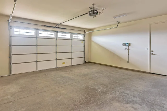 Listing Image for 153 Pua Kalaunu Loop 33 of 36