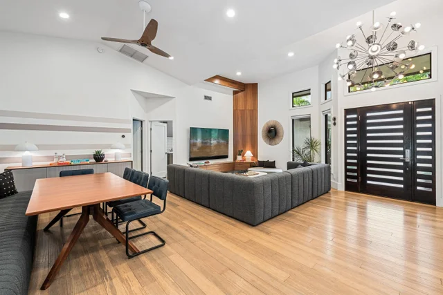 Listing Image for 384 Pualoa Nani Pl 8 of 50