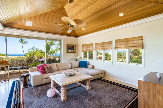 Listing Image for 194 E Panana Pl 15 of 30