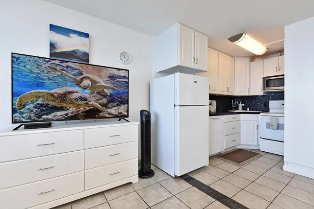 Listing Image for 4327 Lower Honoapiilani Rd 607 17 of 28