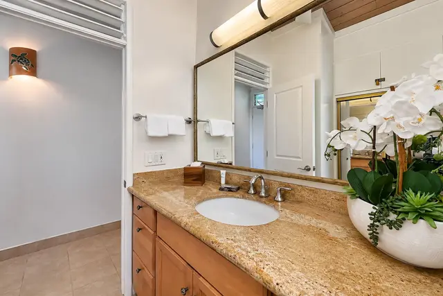 Listing Image for 5315 Lower Honoapiilani Rd B208 20 of 43