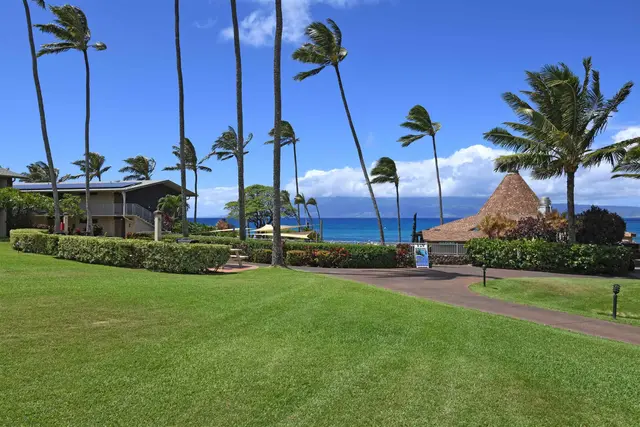 Listing Image for 5315 Lower Honoapiilani Rd B208 28 of 43