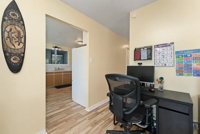 Listing Image for 52 E Waiko Rd 11 of 46