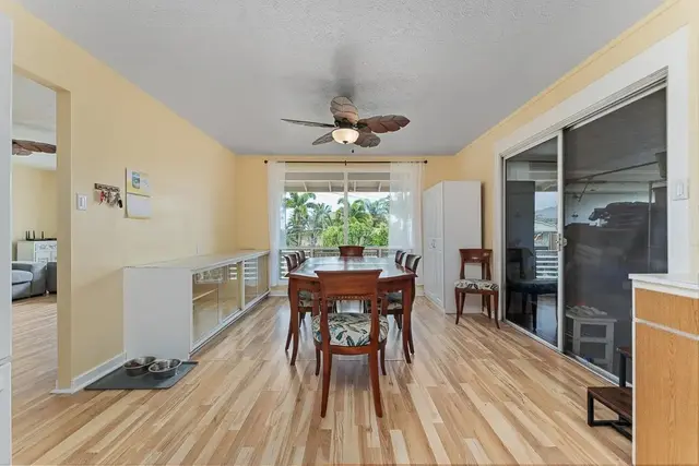 Listing Image for 52 E Waiko Rd 19 of 46