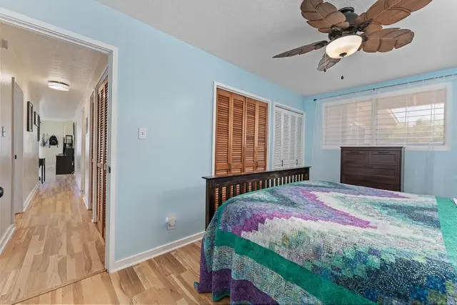 Listing Image for 52 E Waiko Rd 32 of 46