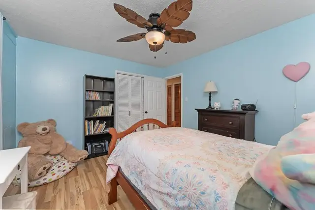 Listing Image for 52 E Waiko Rd 35 of 46