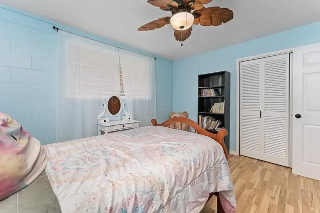 Listing Image for 52 E Waiko Rd 37 of 46