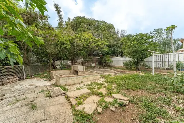 Listing Image for 52 E Waiko Rd 44 of 46