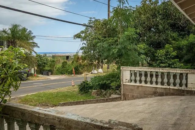 Listing Image for 52 E Waiko Rd 5 of 46