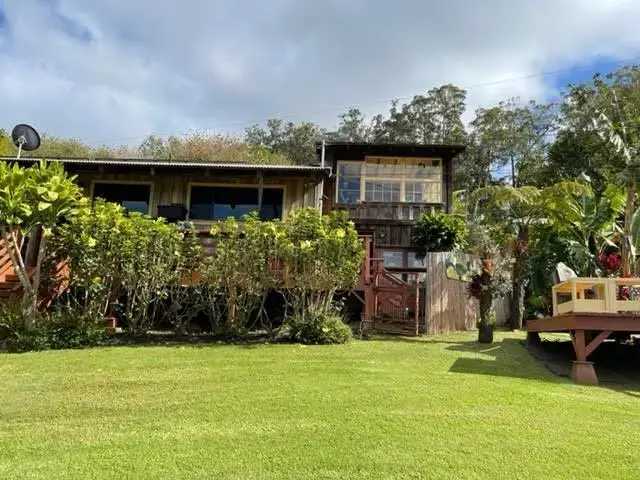 Listing Image for 2040 Piiholo Rd 2 of 25