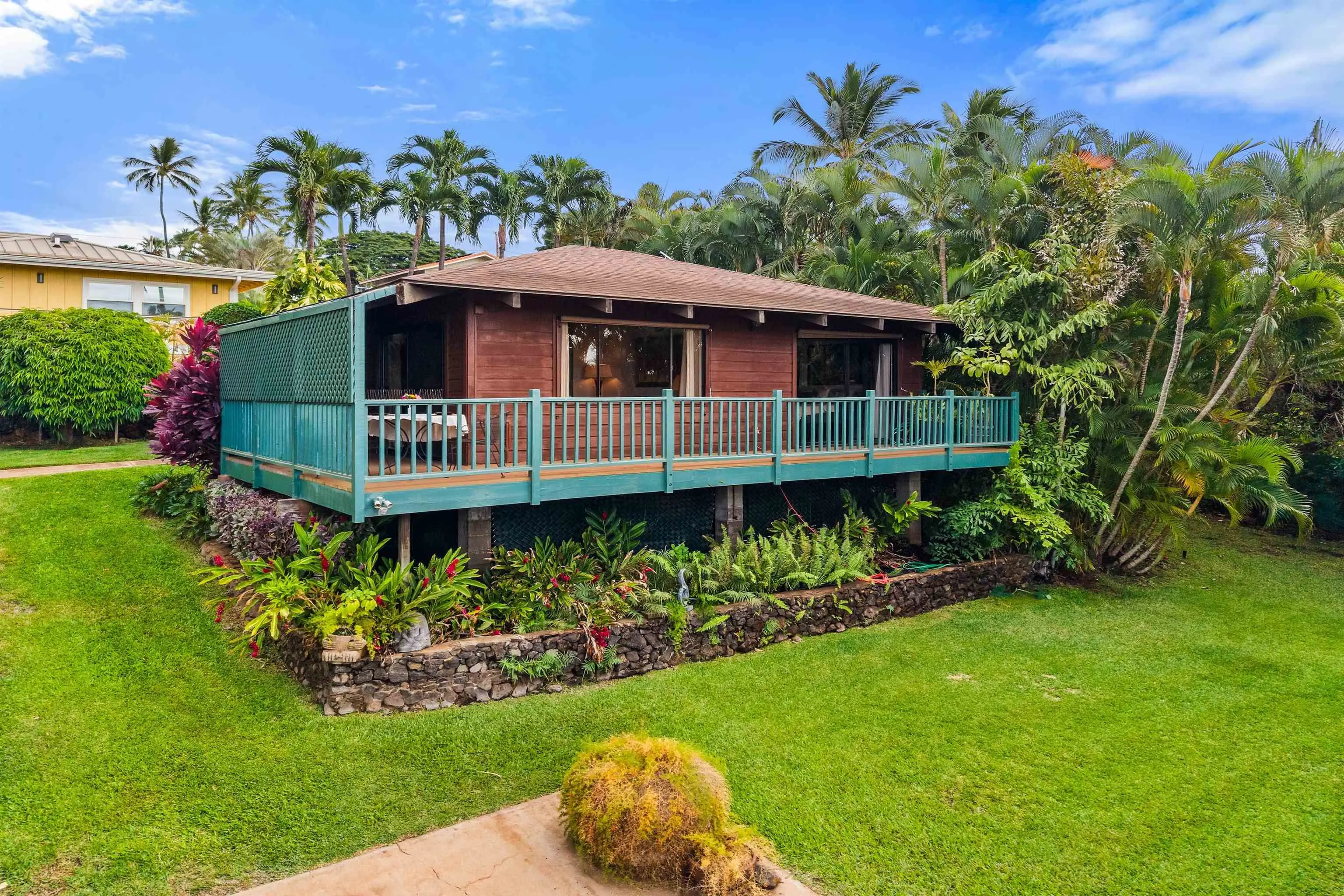 Photo of Listing #408119