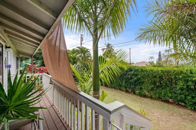 Listing Image for 500a Mikioi Pl 32 of 44