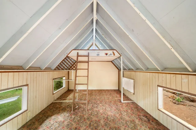 Listing Image for 500a Mikioi Pl 37 of 44