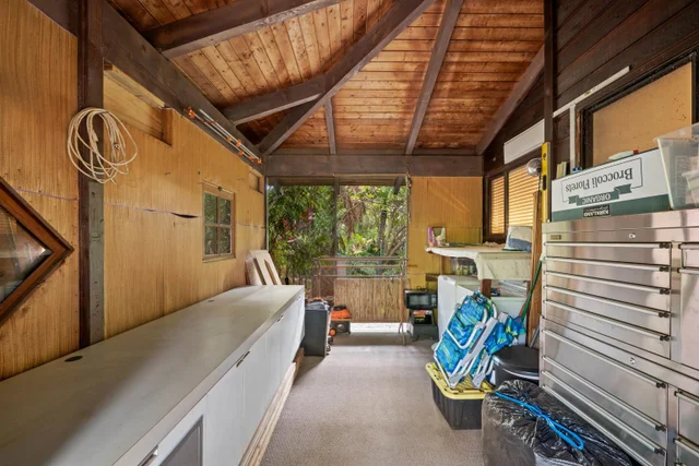 Listing Image for 500a Mikioi Pl 39 of 44