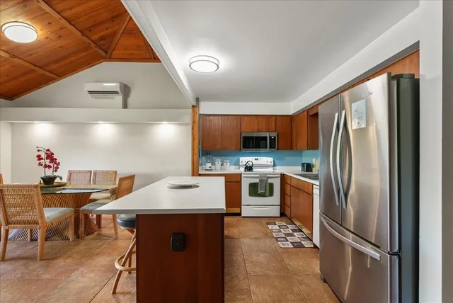 Listing Image for 811 S Kihei Rd 3 I 9 of 45