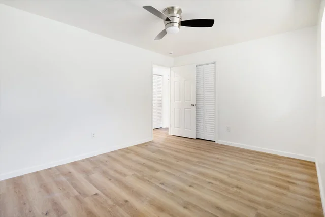 Listing Image for 323 W Papa Ave 18 of 40