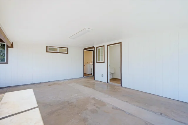 Listing Image for 323 W Papa Ave 25 of 40