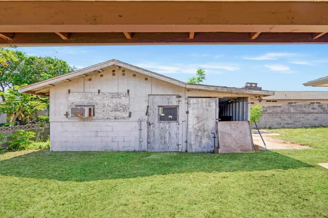 Listing Image for 323 W Papa Ave 30 of 40