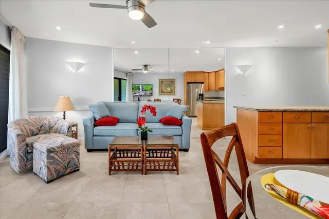 Listing Image for 49 W Lipoa St D 225 18 of 42