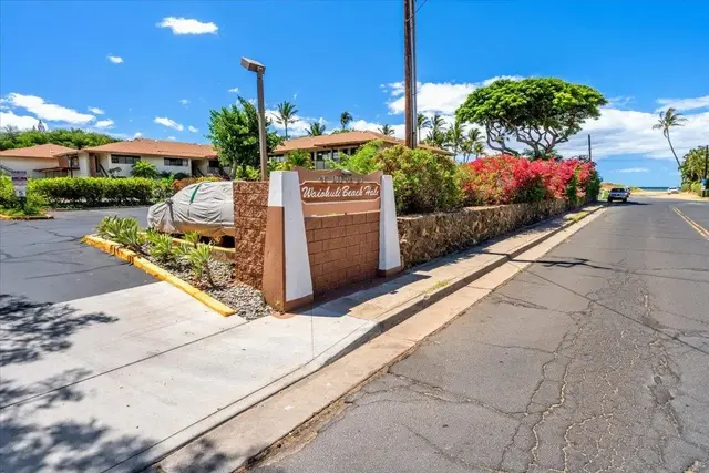Listing Image for 49 W Lipoa St D 225 30 of 42