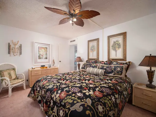 Listing Image for 4327 Lower Honoapiilani Rd 805 14 of 32