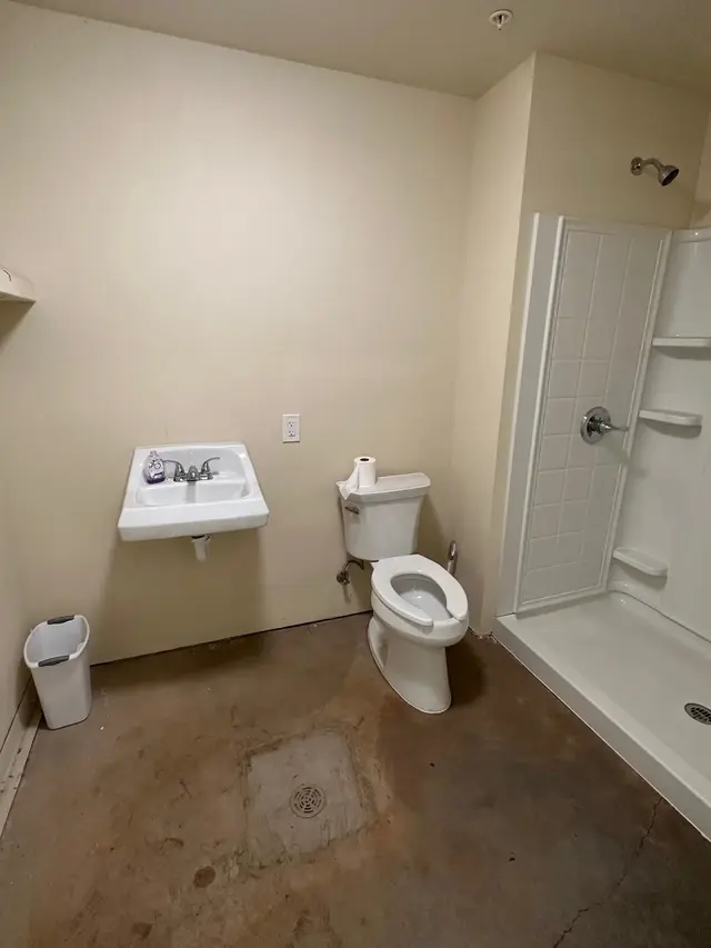 Listing Image for 60 Ulupono St 7 of 8
