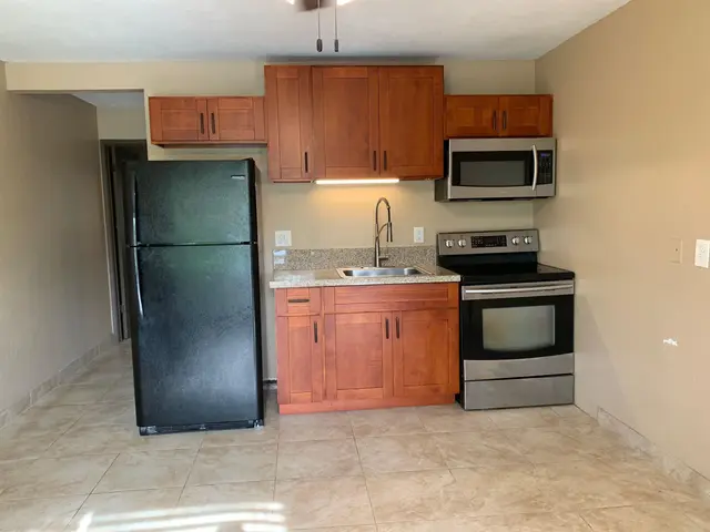 Listing Image for 52 Walaka St 1 1 of 14