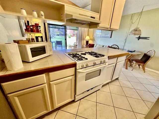 Listing Image for 1000 Kamehameha V Hwy 120b 13 of 28