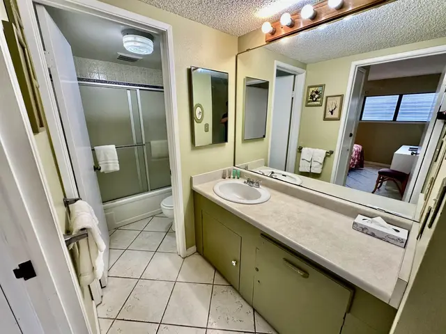 Listing Image for 1000 Kamehameha V Hwy 120b 14 of 28