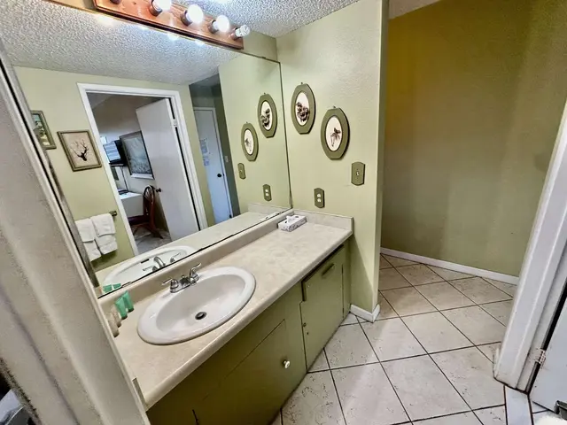 Listing Image for 1000 Kamehameha V Hwy 120b 16 of 28